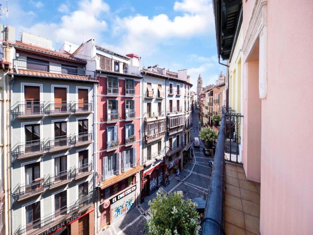 Appartamento Apartamento Mercaderes Pamplona Esterno foto